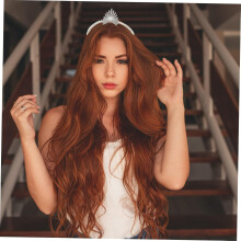 Diadema con pedrería para bodas y ocasiones especiales. Elegante adorno para el cabello de aleación para mujer.
