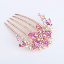 Prachtige bruidshaarversiering, een haaraccessoire met zijkam en strass-steentjes, die uw schoonheid en elegantie accentueert voor speciale