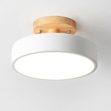 Plafonnier LED rond de style nordique en bois blanc, 18 cm, idéal pour une chambre d'enfant, un salon ou une cuisine.
