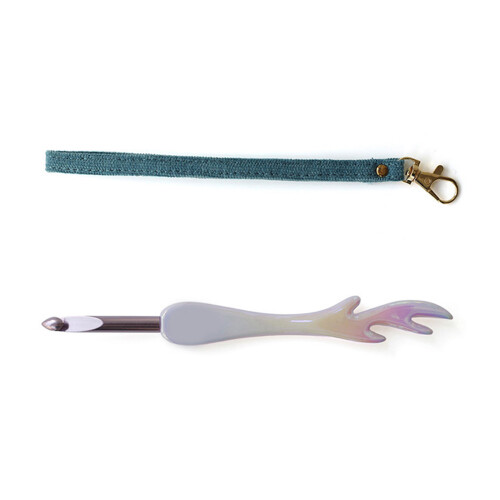 Ergonomic Acrylic Crochet Hook White Large Handle Comfortable 1