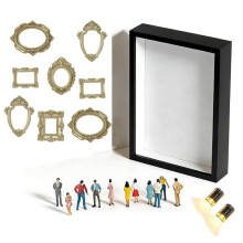 Miniaturowe pudełko muzealne DIY na zdjęcia i wspomnienia, w tym 8 mini złotych ramek i 8 losowych figurek, kreatywne ramki LED, ideal