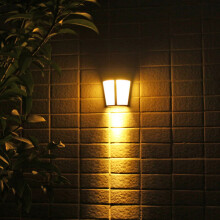 6LED solární nástěnné světlo do zahrady a na terasu