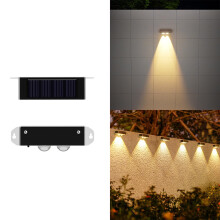 Solar wandlamp voor tuin, balkon of erf – Warm licht.