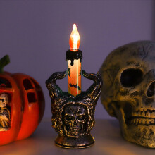 Kallo-kynttelikkö halloween-koriste LED-kynttilöillä