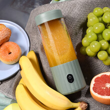Extracteur de jus de fruits portable rechargeable par USB avec 6 lames