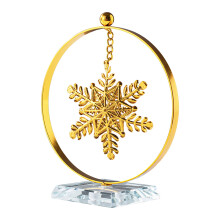 Décoration de sapin de Noël en forme d'étoile dorée scintillante
