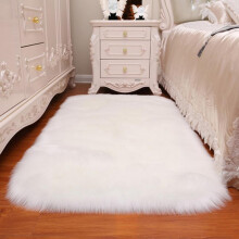White faux sheepskin rug for bedroom bedside floor mat