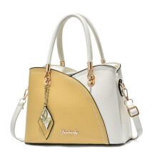 Women's Handbag Large Capacity Shoulder Bag in Plaid and Contrasting Colour