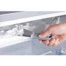 Metal ice scoop for clean ice handling, 1 piece