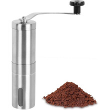 Macinacaffè manuale con corpo in acciaio inox e macine in ceramica, macinatura regolabile per espresso, French press o caffè turco.