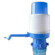 Manueller Wasserflaschenspender mit Zapfhahn für Camping und Haushalt, blau, PE+PP-Material, 48 cm Saugrohr