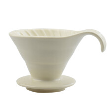 Tasse à café filtre en céramique avec filtre en papier beige