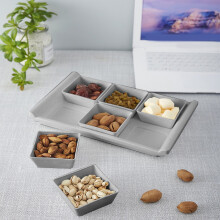 Livrdious snack and fruit tray 6-slot plastic organizer