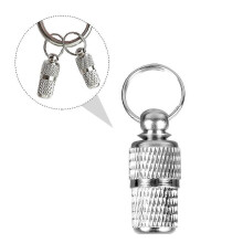 Ciondolo a forma di capsula per l'identificazione di animali domestici, ideale per cani e gatti, con ciondolo in ottone o argento.