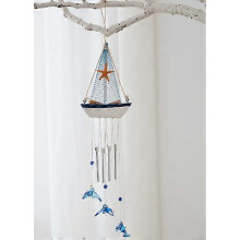 Campanelli a vento a forma di barca a vela in stile mediterraneo, ornamento nautico in legno da appendere per patio e giardino.