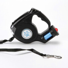 Guinzaglio retrattile per cani con meccanismo in acciaio inossidabile, design anti-groviglio e impugnatura ergonomica.