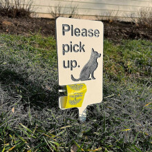 Hundekot-Schild mit Beutelhalter für den Garten, Bitte entfernen Sie die Hinterlassenschaften Ihres Haustieres, HDPE-Außenbereich