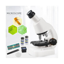 Kindermicroscoop met herbruikbaar handstuk, monsterbakje en houder voor mobiele telefoon voor educatief gebruik.