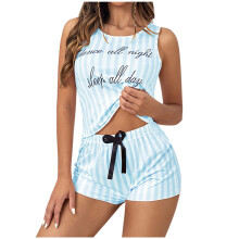 Conjunto feminino de regata e shorts estampados