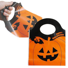 50 Halloween-herkkupussia – kurpitsa- ja lepakkoaiheisia