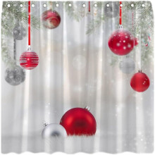 Kerstdouchegordijn – Rood & Zilver Sneeuwvlokkenmotief
