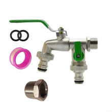 Tuinslangsplitter met dubbele uitlaat, vorstbestendige kraan van zinklegering met 1/2 en 3/4 inch aansluitingen voor buitenbewatering.