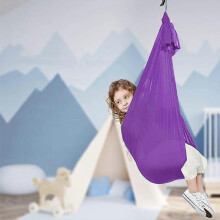 Amaca elastica per bambini, per interni ed esterni, colore viola, 100 x 280 cm, in raso elasticizzato e struttura in metallo, portata massima 100 kg.