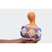 Shekere African Musical Instrument, Beaded Maracas, Percussion Shaker from Nigeria in Assorted Colours (Small)