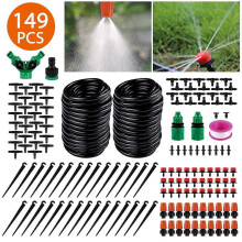 Tuinirrigatiesysteem met verstelbare sproeier voor nauwkeurige waterafgifte en waterbesparing.