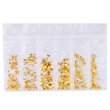 Modele moderne de unghii, piese metalice ultra-subțiri pentru nail art DIY, autocolante aurii strălucitoare pentru o notă de...