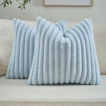Lot de 2 housses de coussin bleu clair 50 x 50 cm – Fausse fourrure de lapin