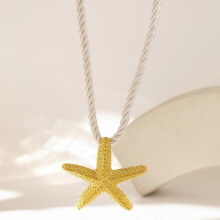 Zomerse zeesterketting van legering met schelppendant, metallic accessoire voor oceaanfeesten en dagelijks dragen