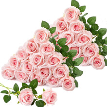 30 roses réalistes en soie noire à longues tiges