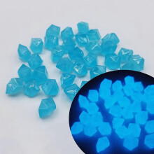 300er-Packung bunte, leuchtende Rautensteine für Außendekoration, Garten, Aquarium, Pool, Leuchtkiesel