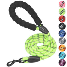 Guinzaglio per cani resistente in corda, adatto a cani di taglia media e grande, impermeabile, riflettente e con impugnatura imbottita.