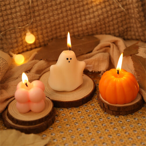 Ghost-shaped scented candle set 4-pack