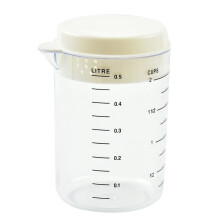 Odmerka Milue PP s viečkom a výlevkou v tvare V500ml