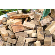 Chunks (1 kg) aus Olivenholz zum Räuchern & Smoken