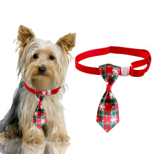 2024 Nieuwe kerstvakantie geruite stropdas voor katten en honden, huisdieraccessoires