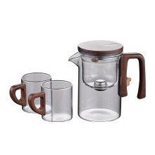 Glass Teapot with Wooden Handle and Infuser 520ml