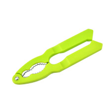 Walnut Clips Plastic Handle 1 Pair