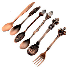 Cucharas de postre de metal estilo real vintage (6 unidades)