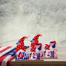 Ensemble de 2 centres de table patriotiques en bois