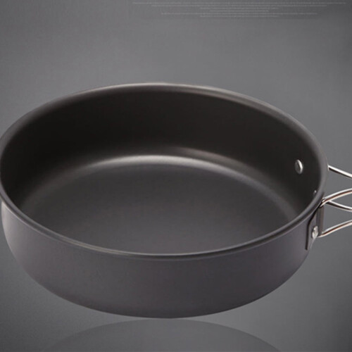 Black Outdoor Frying Pan with Foldable Handle 1