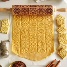 Wooden Embossed Rolling Pin with Window Grille Design