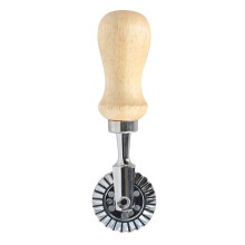 Beechwood Pasta Roller Cutter with Fluted Edge for Ravioli