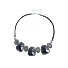 Eye Catching Black Stone Statement Necklace With-antique silver