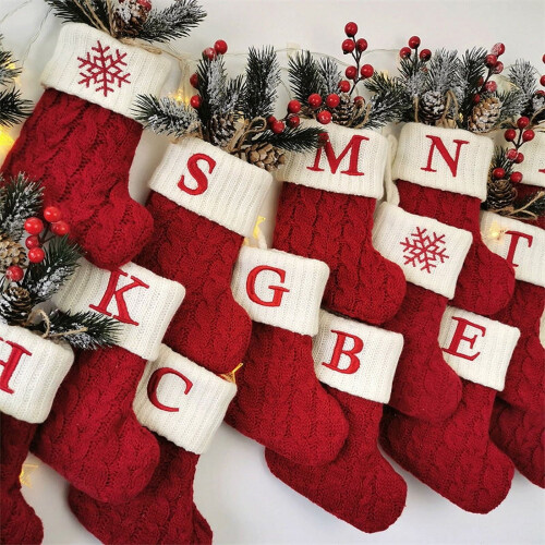 Weihnachtsstrümpfe mit Initialen, gestrickt, 18 cm 1