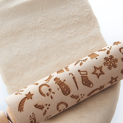 Christmas Tree Embossed Rolling Pin in Boxwood 1