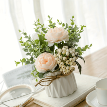 Tekoruusu ja keraaminen maljakkosetti - Elegant Home Decor
